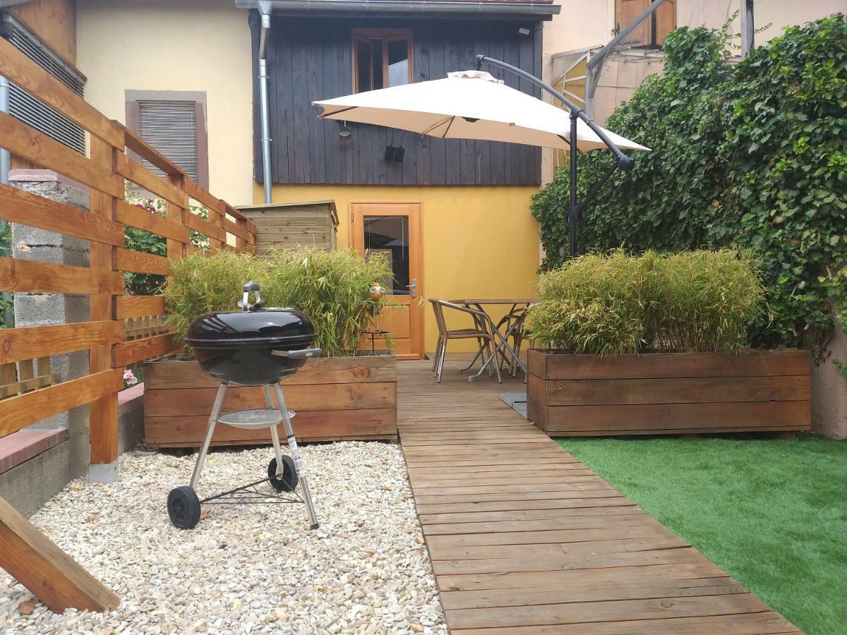 Le Petit Muscat A Eguisheim